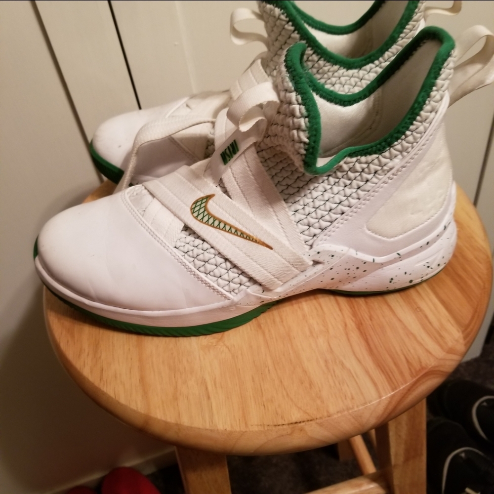 Nike LeBron Soldier XII  (GS) ‘SVSM Home’